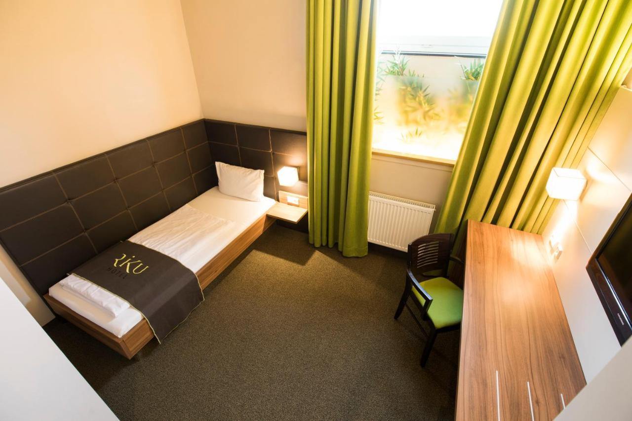 Riku Hotel Neu-Ulm Exterior photo